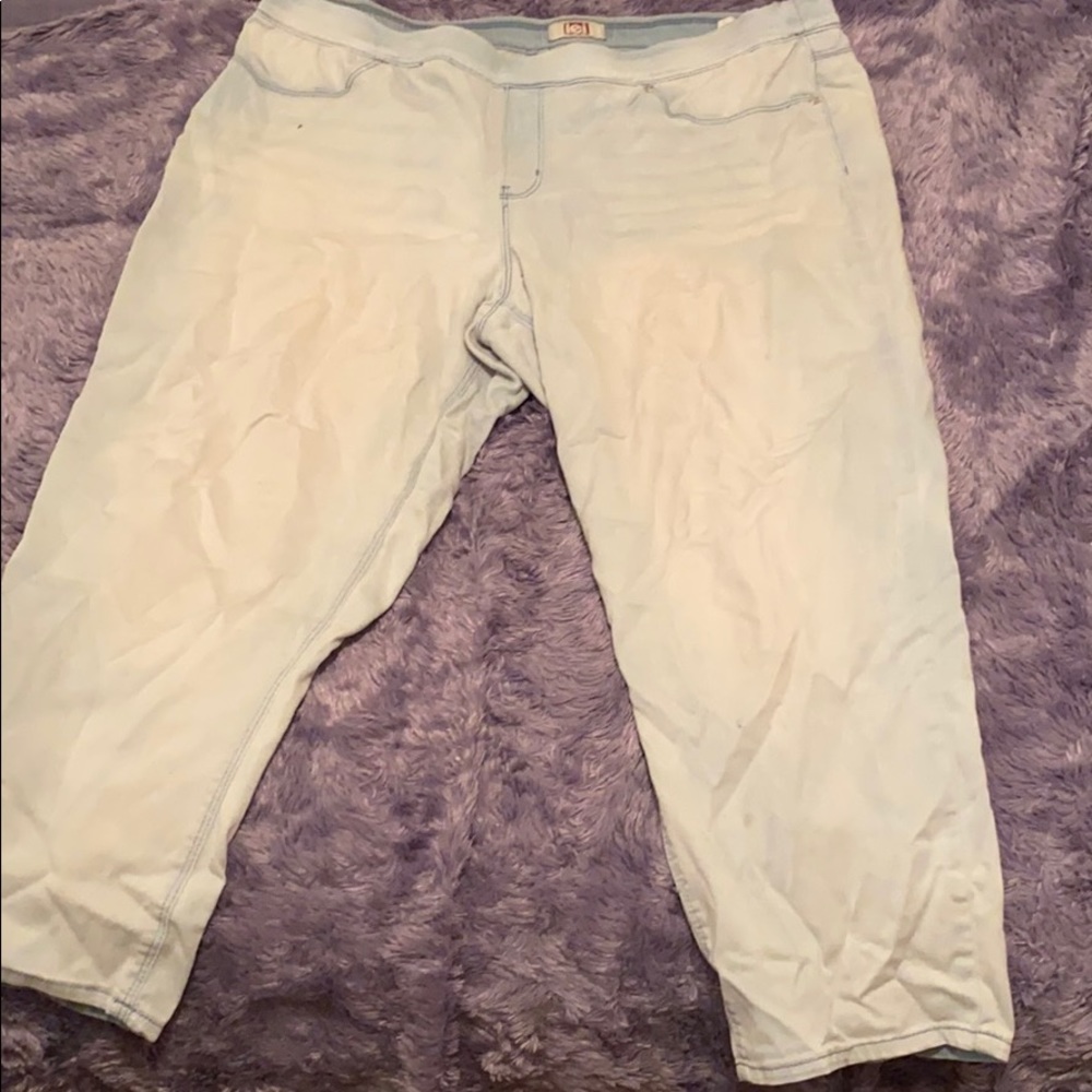 Bleached capris